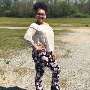 Meet your Posher, Halie